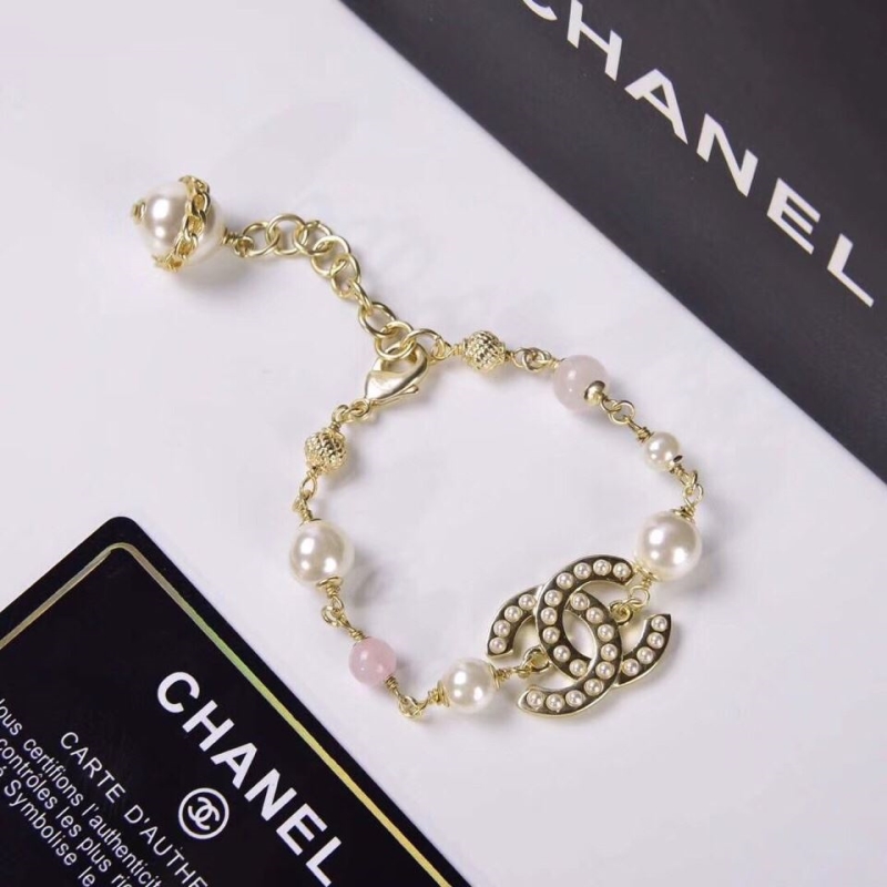 Ch**el necklaces